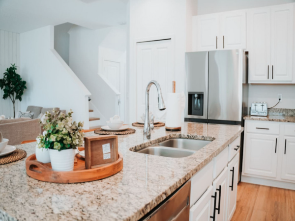 Spacious 5-Bedroom Orlando Home with Private Pool & Resort Amenities